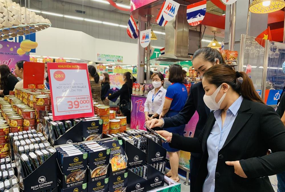 TP Hồ Chí Minh: Đảm bảo nguồn cung xăng dầu và hàng bình ổn thị trường Tết 2023